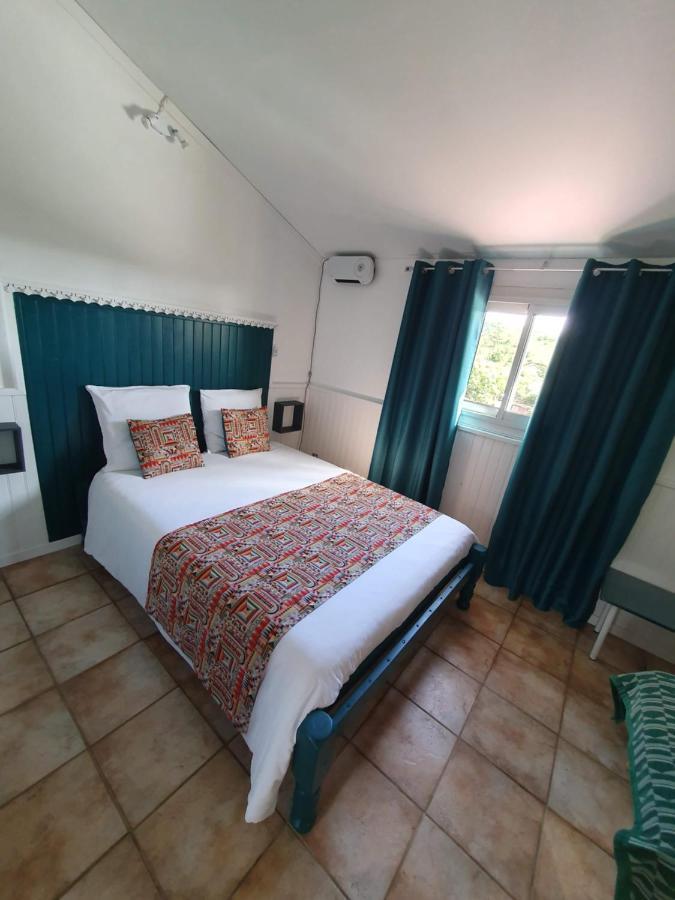 Chambres Et Table D'Hote Les Hortensias Ла-Плейн-де-Кафр Екстер'єр фото